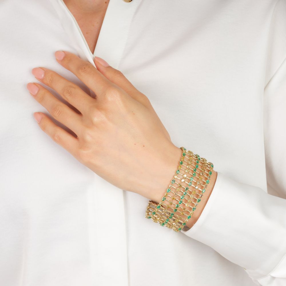 Emerald-Bracelet with multicoloured Fancy Diamonds - image 4