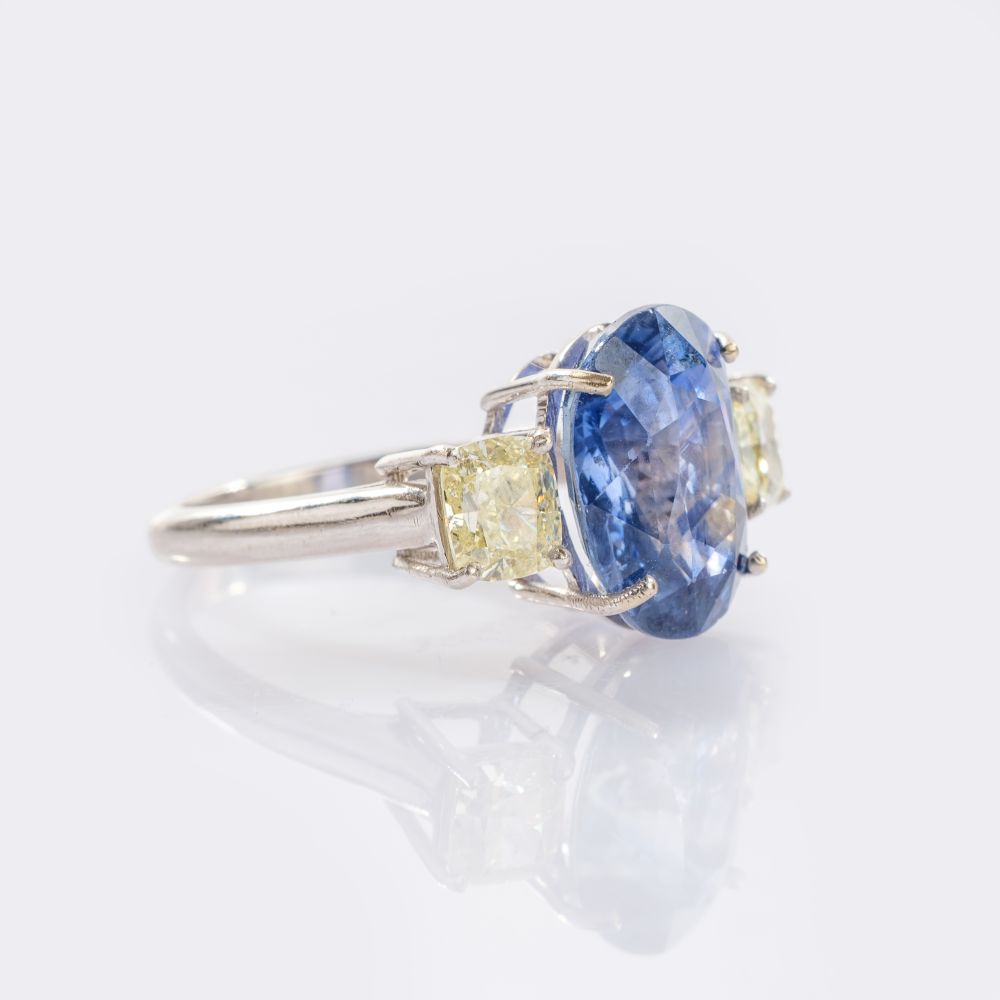 Sehr seltener, natürlicher Kashmir-Saphir Ring mit Diamanten - Bild 2