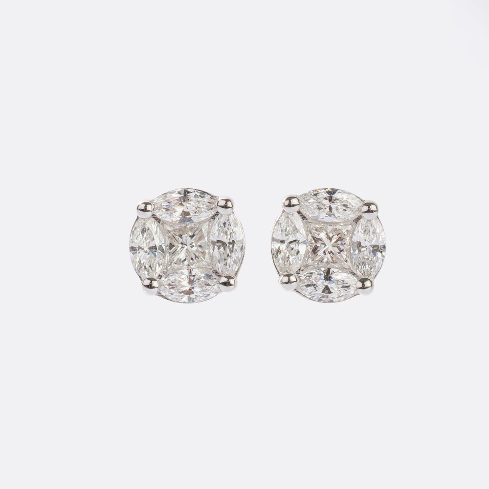 Paar feiner Diamant Ohrstecker Paar feiner Diamant Ohrstecker