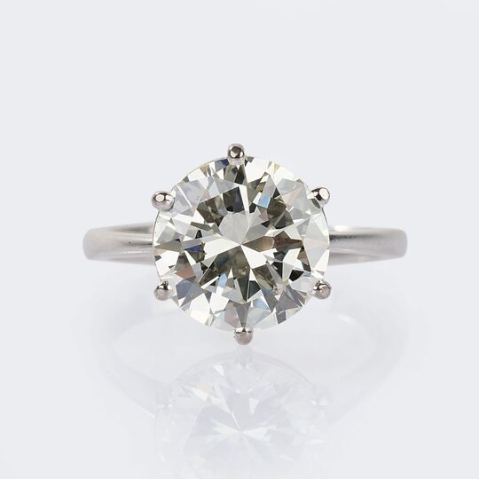 Äußerst hochkarätiger Solitär Ring