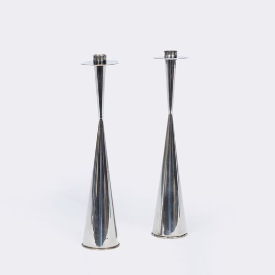 A Pair of Elegant Candlesticks Model TW 189