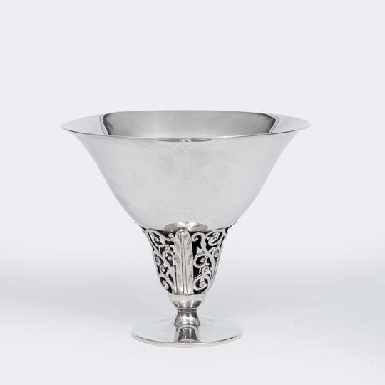 An Art deco Foot Bowl