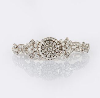 Exceptional Vintage Jewellery Watch with High-Carat Diamond Setting