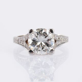 Exceptional Loop Clear Solitaire Diamond Ring