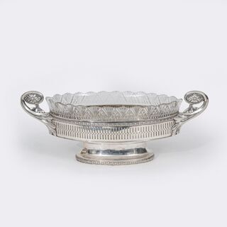 An Elegant Ogival Jardinière