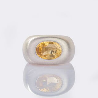 Natural Light Yellow Ceylon Sapphire Bandring