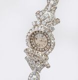 Exceptional Vintage Jewellery Watch with High-Carat Diamond Setting - image 3