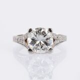 Exceptional Loop Clear Solitaire Diamond Ring - image 1