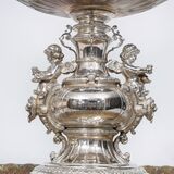 Magnificent centerpiece of the 'Apollo Lodge' in Leipzig in the form of a table fountain - image 4