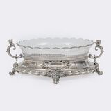 A splendid oval Jardinière - image 1
