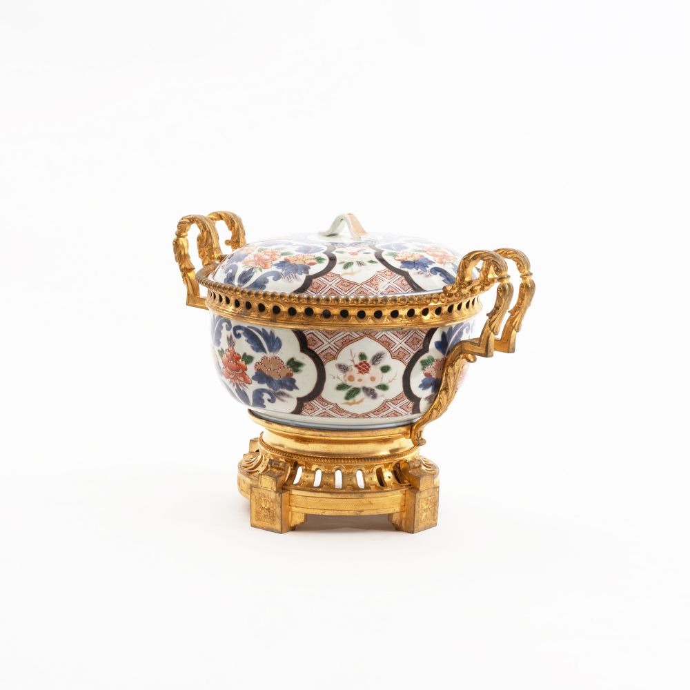 Imari-Tafelaufsatz mit Ormolu-Montierung - Bild 2