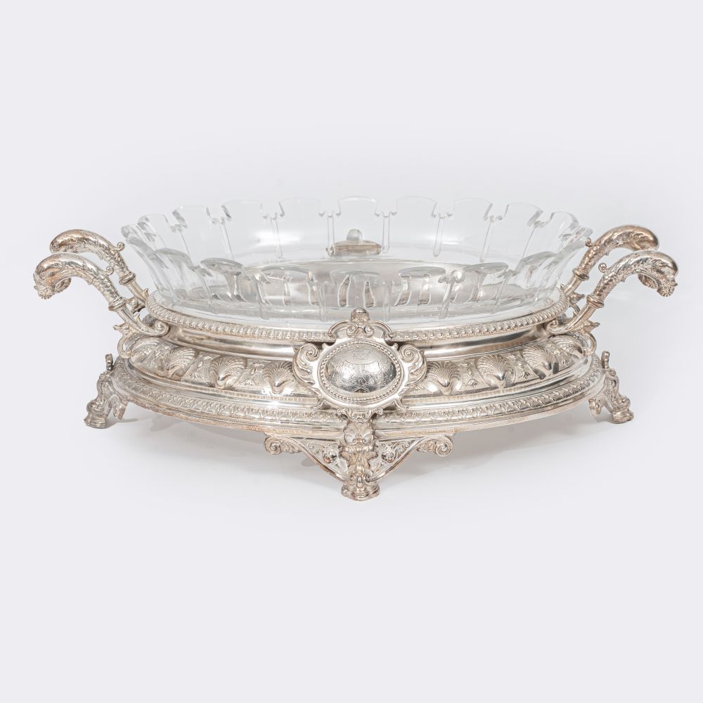 A Magnificent Jardinière with Shell Decor - image 2