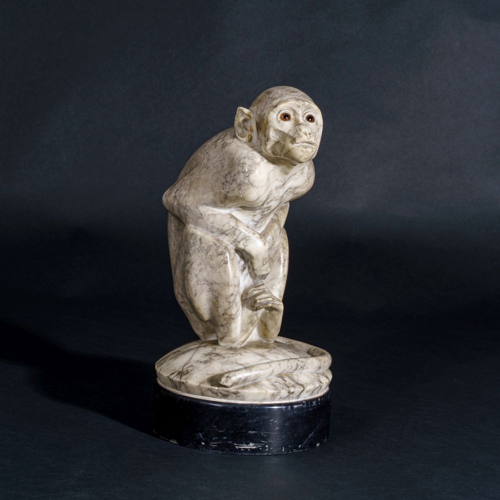 Wilhelm Krieger - A Rare Marble Sculpture 'Rhesus Monkey' A Rare Marble Sculpture 'Rhesus Monkey'