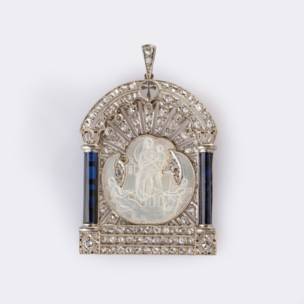 Antique Diamond Pendant 'Mary with Jesus'