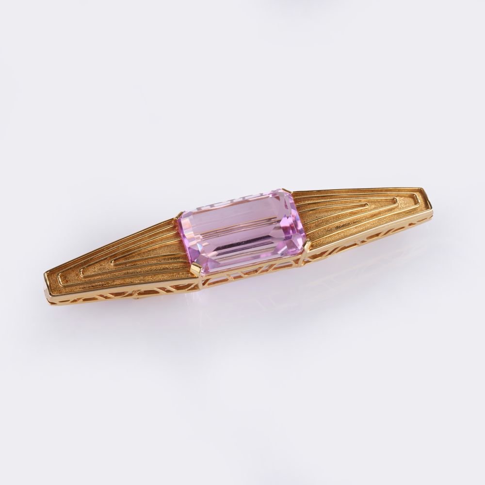 Large, fine coloured Kunzit Brooch - image 2