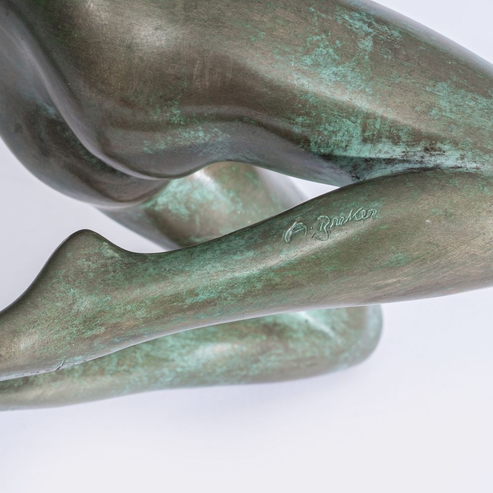 Young Venus - image 3