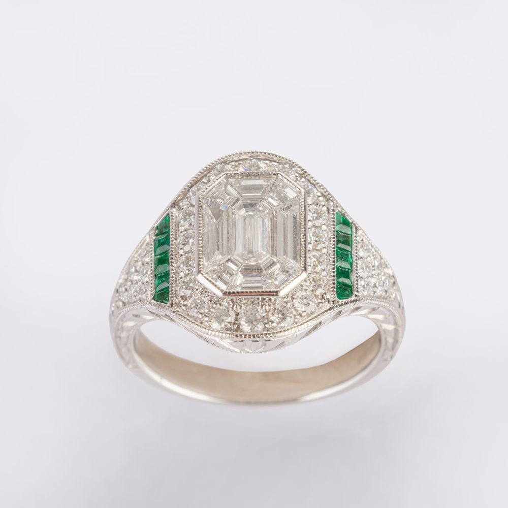 Diamond Emerald Ring - image 3