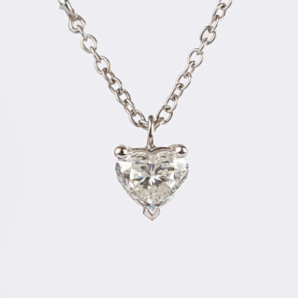 Petite Diamond Necklace with Solitaire Heart Diamond Petite Diamond Necklace with Solitaire Heart Diamond