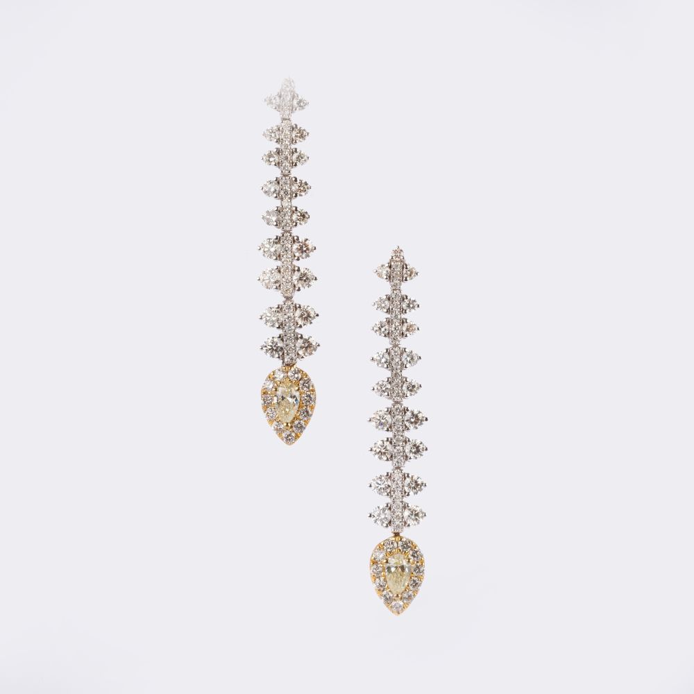 Pair of Diamond Earrings Pair of Diamond Earrings