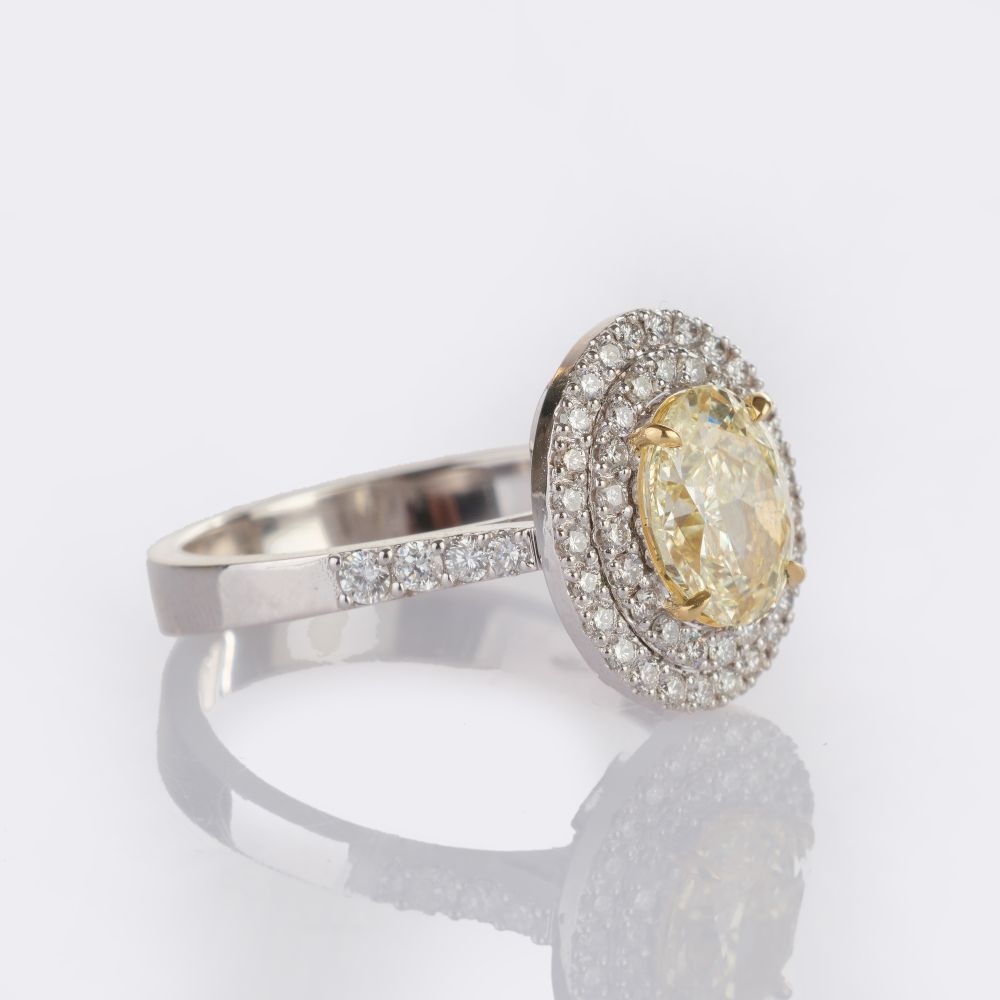 Fancy Diamond Ring - image 2