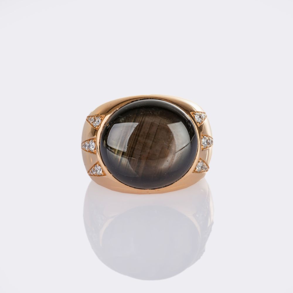 Juwelier Wempe - Star Sapphire Ring with Diamonds Star Sapphire Ring with Diamonds