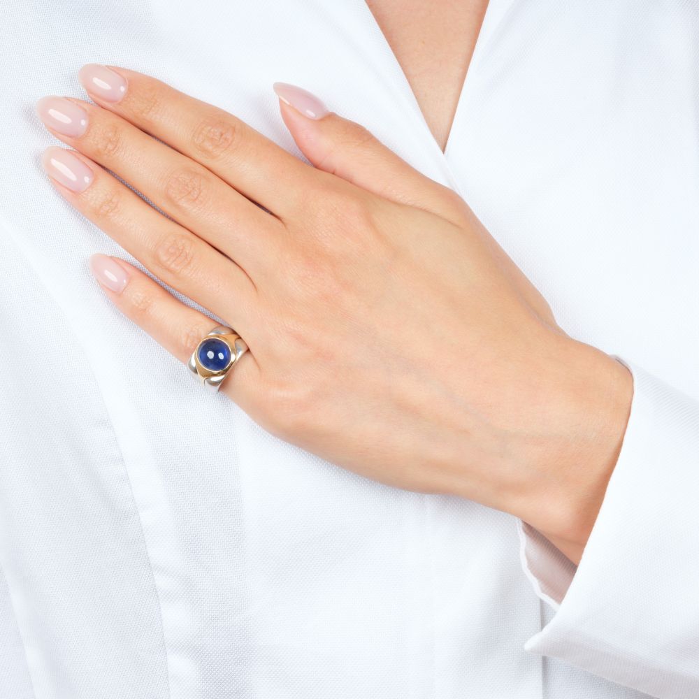 Bicolour Sapphire Ring - image 4