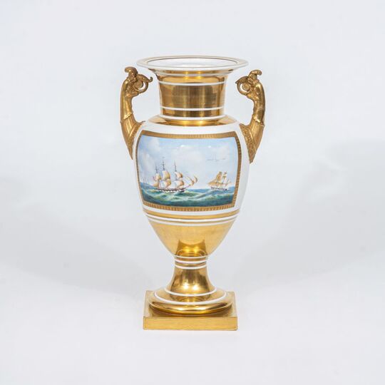 Vase mit Schiffsmotiven