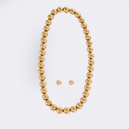 Goldcollier mit Paar Ohrstecker
