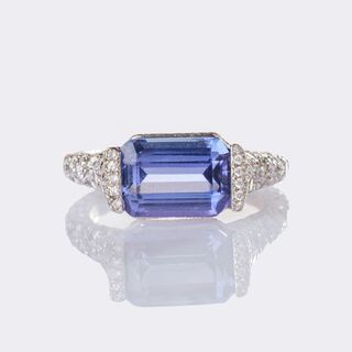 Tanzanite Diamond Ring