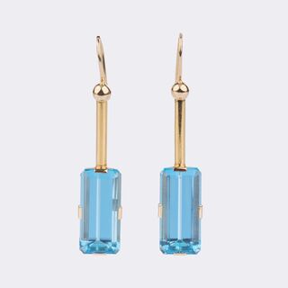 Pair of long Aquamarine Earpendants