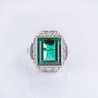Fine Art-déco Tourmaline Diamond Ring