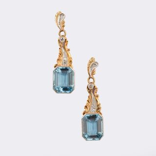 Pair of Aquamarine Diamond Earpendants