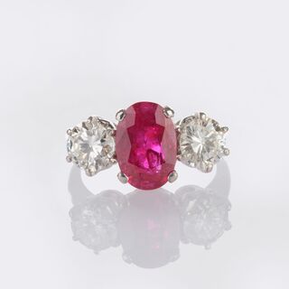 Natural Ruby Diamond Ring