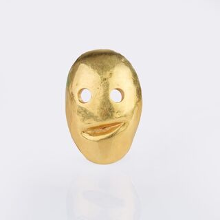 Limited Gold Pendant 'Tête ou Tête ovale' by  Pierre Hugo