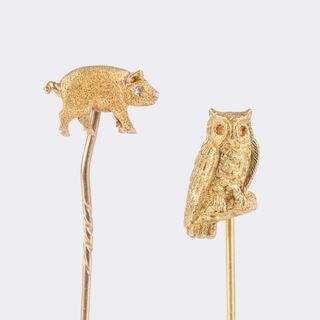 - Two Novelty-Jewellerypiece Needles with Animal Figures 'Pig' and 'Owl' Two Novelty-Jewellerypiece Needles with Animal Figures 'Pig' and 'Owl'