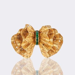 Vintage Emerald Brooch 'Bow'