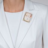 Cameo Brooch 'Flora' with Diamonds - image 3