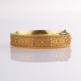 Classical antique Filigrée Bangle Bracelet with Diamonds and Seedpearls