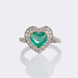 Feiner Smaragd Brillant Ring in Herzform - Bild 1