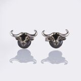 Pair of Cufflinks with Animal Depiction 'Bull'