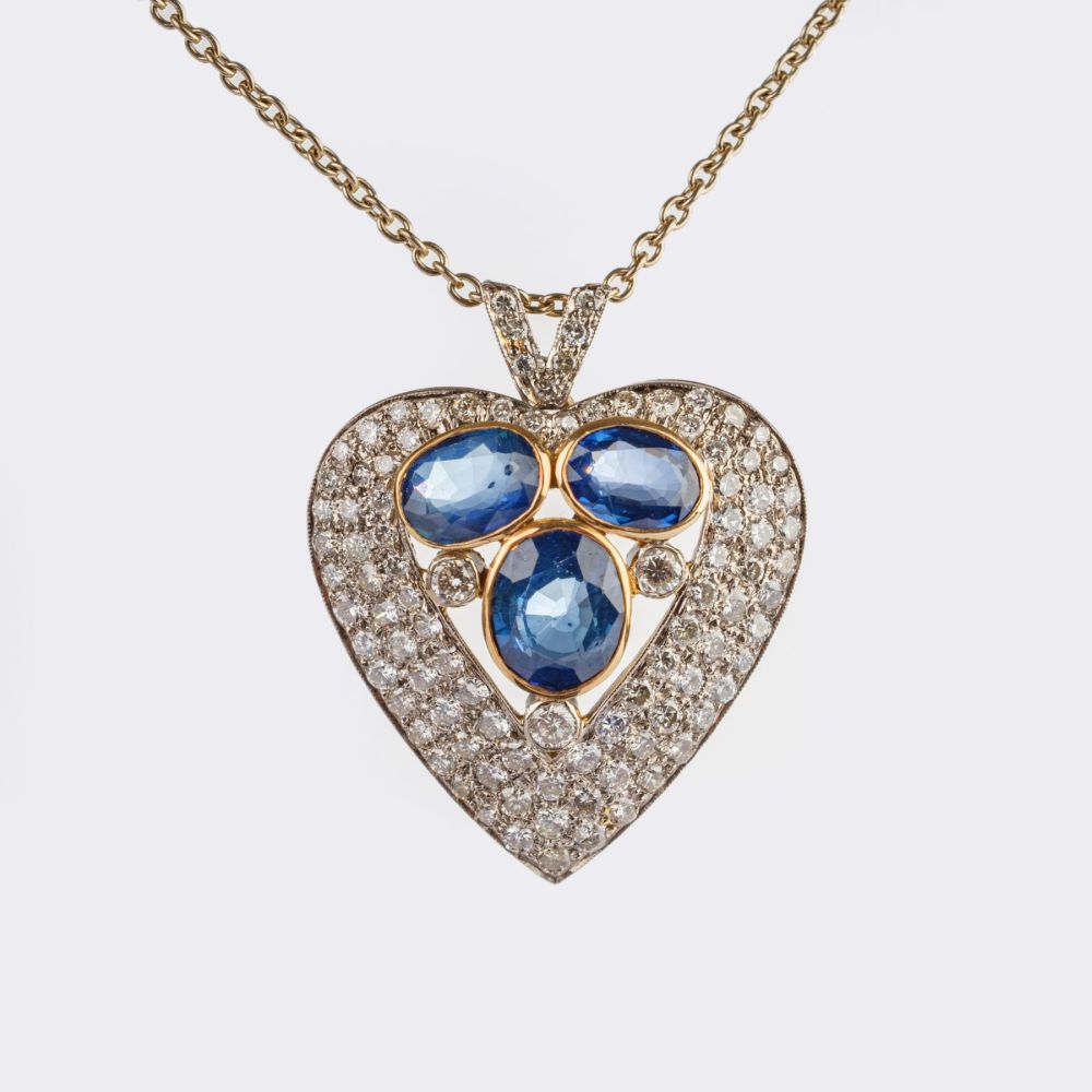 Heartshaped Sapphire Diamond Pendant on Necklace
