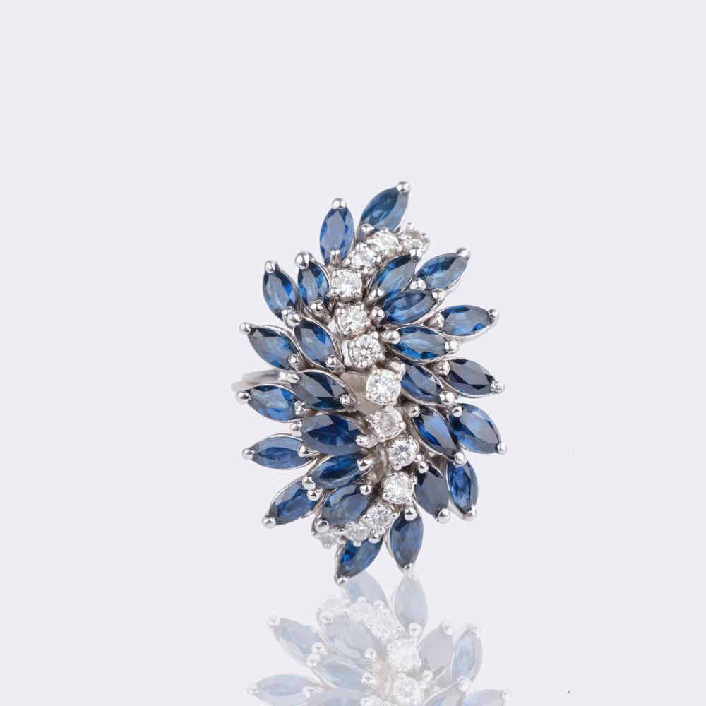 Cocktail Sapphire ring with Diamonds