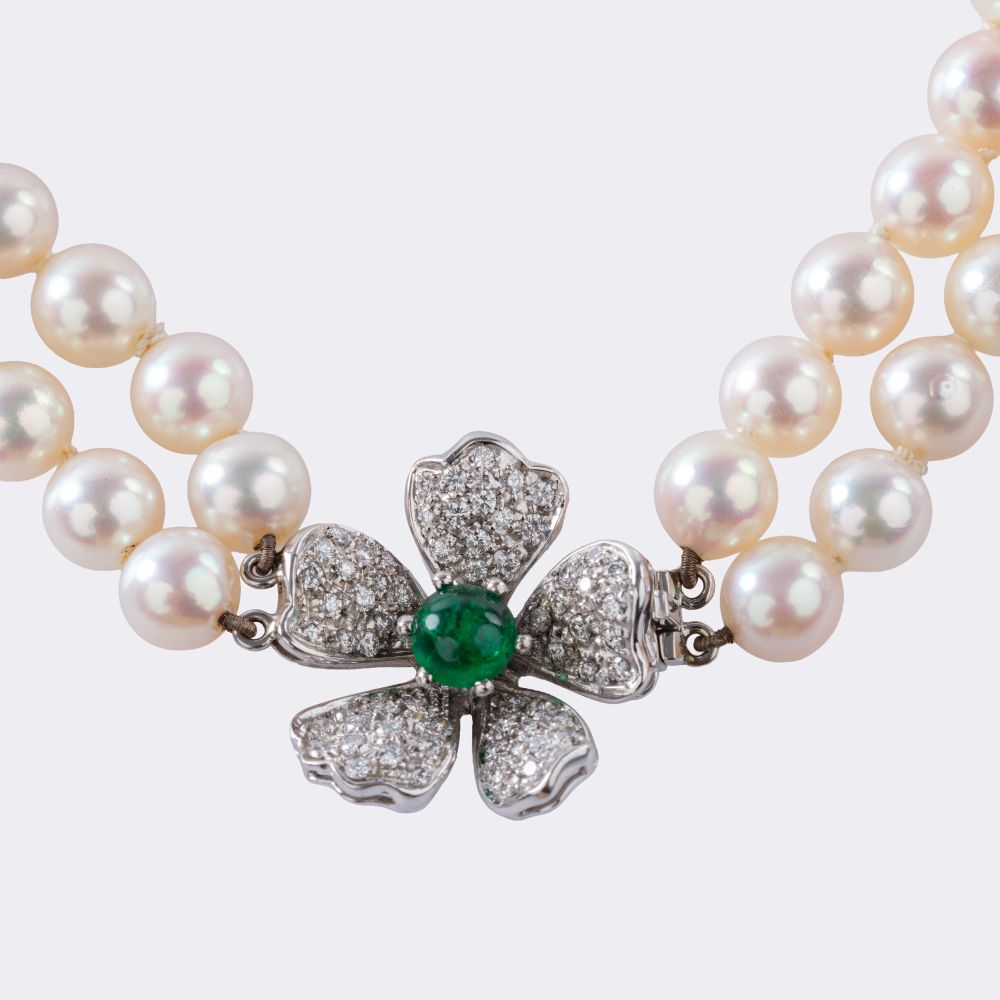 Pearl Necklace with Floral Emerald and Diamond Clasp - image 2