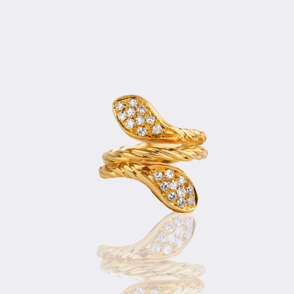 Doubled-headed Serpente Ring with Diamonds