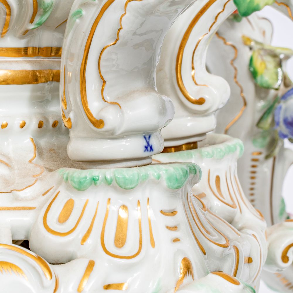 A Large Ceiling Chandelier with Canaries - image 2