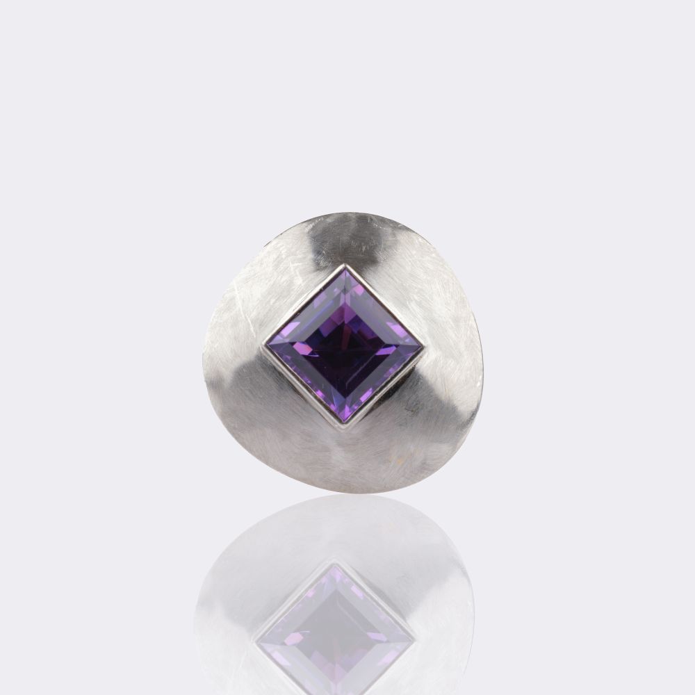 Amethyst Ring in modern Design - image 2