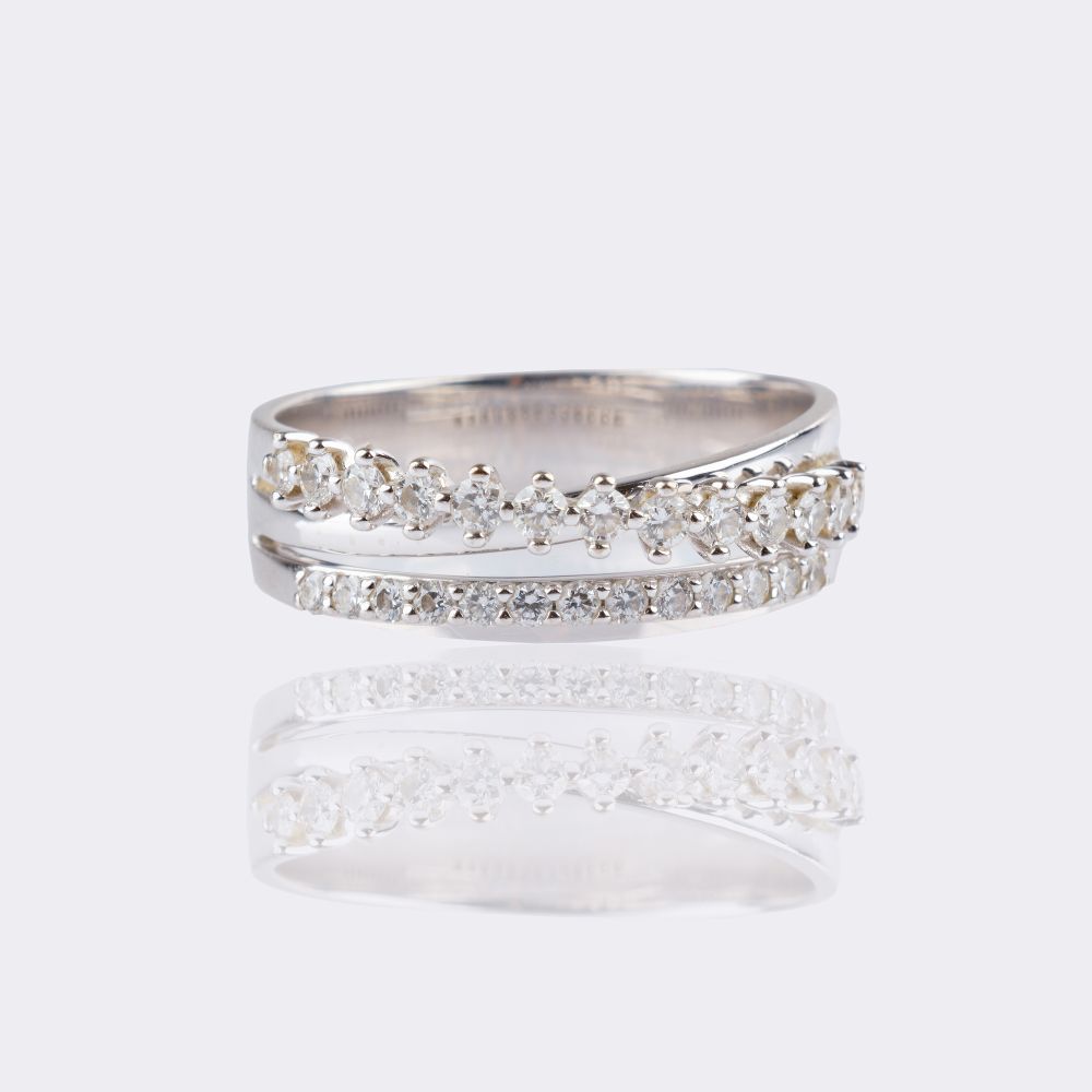 Dainty Diamond Ring