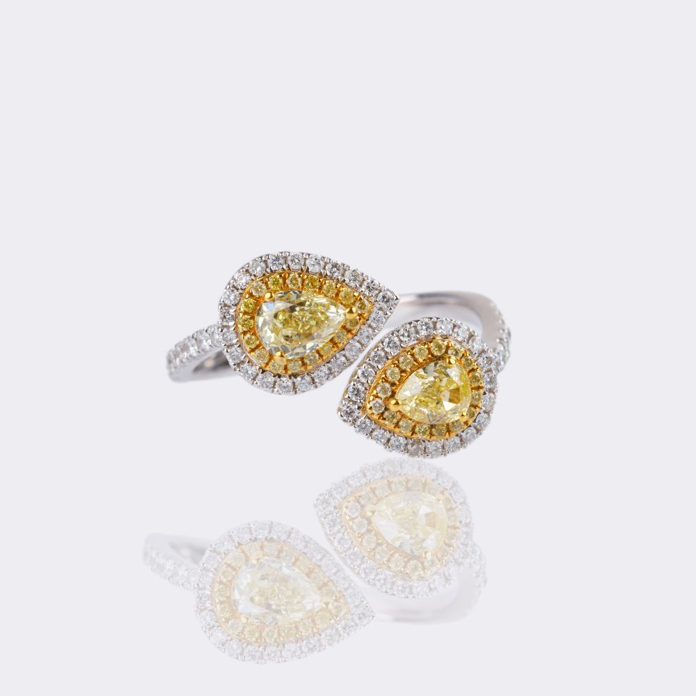 Moi-et-Toi Fancy-Diamond Ring - image 2