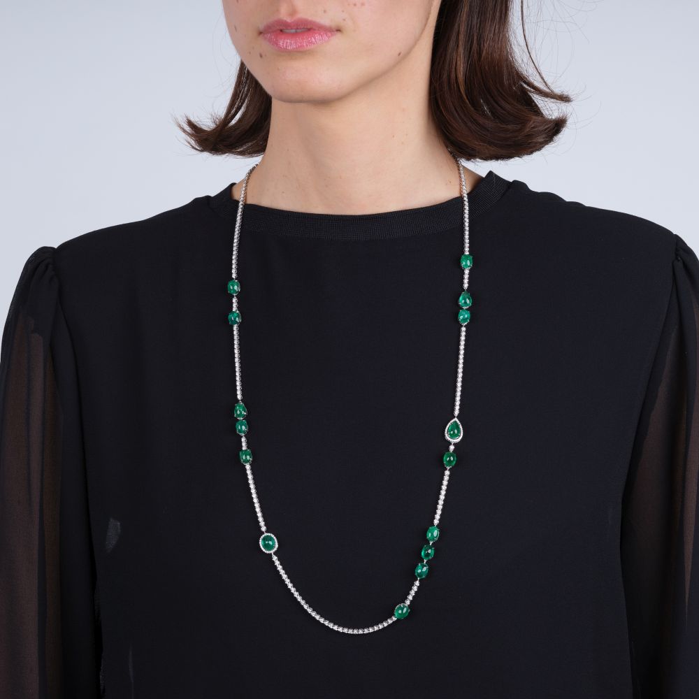 High-Carat Emerald Necklace with Diamonds - image 5