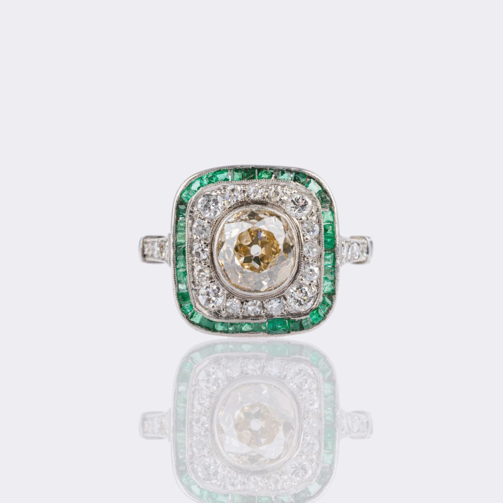 Art-Deco Diamond Emerald Ring